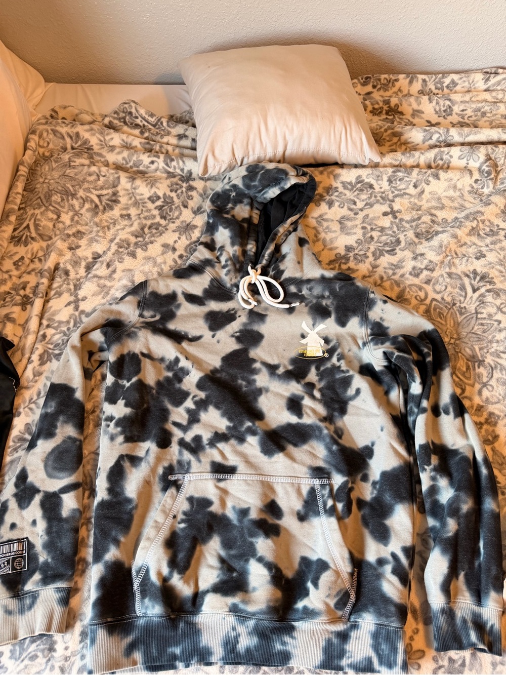 Dutch Bros Black and Cream Tie-Dye Hoodie